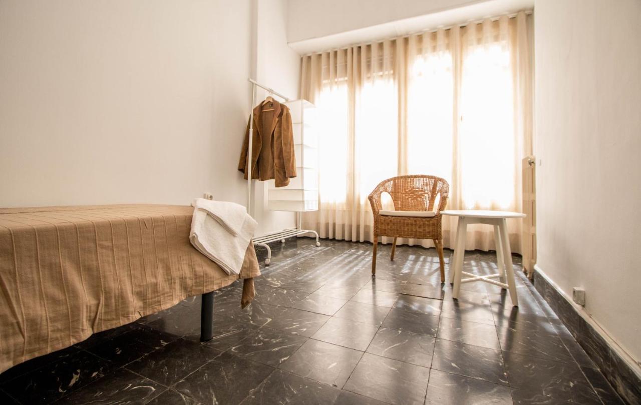 Rotaret Hotel บาเลนเซีย ภายนอก รูปภาพ